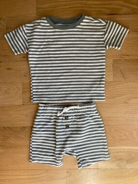Carter's Green & White Striped Short Sleeve Matching Set 18mo